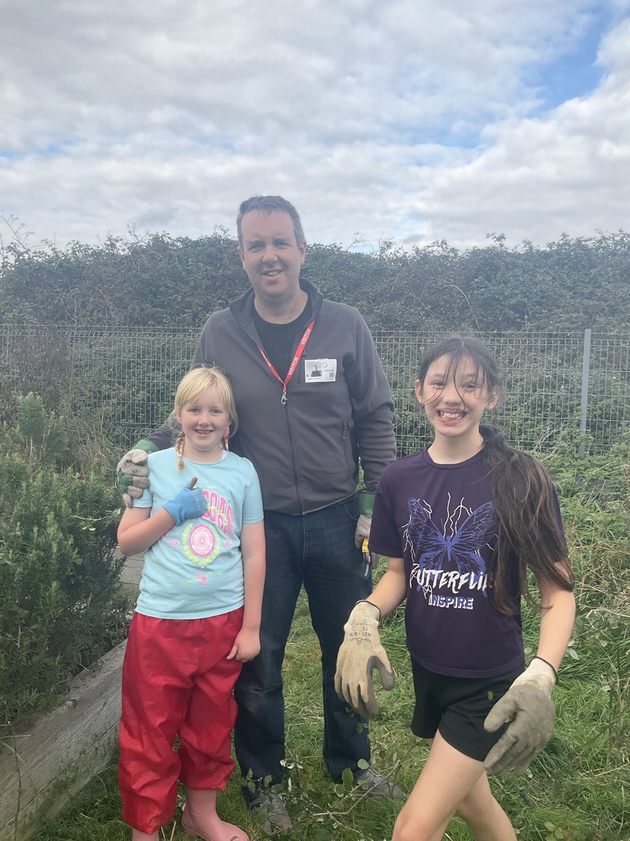 Mr Allen tweet media