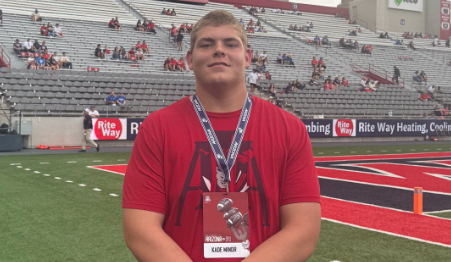 ARIZONA STOCK RISERS | Several rising prospects heating Up the recruiting trail

📈6Star Football looks at some of the top rising names to know among Arizona top  prospects.🔥

STORY: ▶️sixstarfootball.com/article/arizon…

<a href="/Barry_C_Adams/">Barry Adams</a> <a href="/AndrewEvans_4/">Andrew Evans</a> <a href="/AlmasiGlennJr/">Almasi “MJ” Glenn II</a> <a href="/kademinor73/">Kade Minor</a>