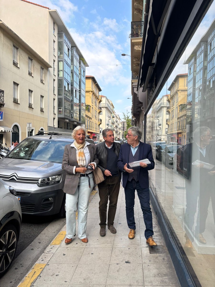 Ce matin rue Hôtel des postes la même équipe super motivée pour diffuser le programme d’Eric Ciotti pour les municipales avec une adhésion de plus en plus forte désolé pour les autres !!
#nicecotedazur
#LeMeilleurEstAVenir
#Nice06