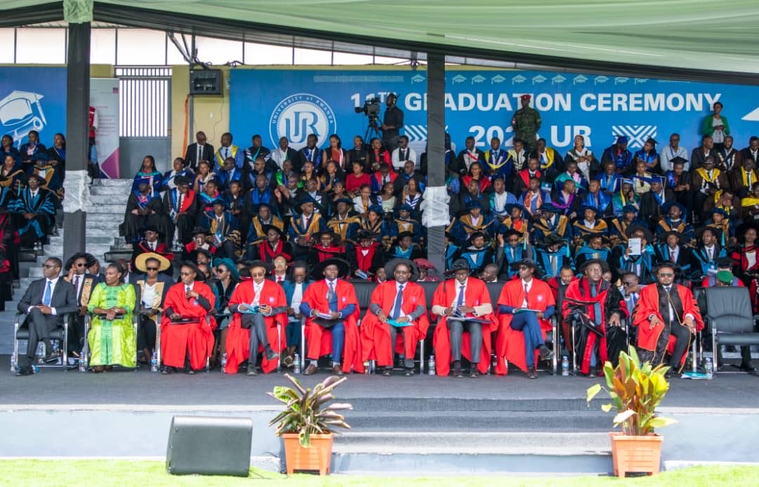 Uni_Rwanda's tweet photo. LEADERSHIP PRIDE IN SUCCESS

The Chancellor Dr. Patricia L. Campbell, Vice Chancellor Prof. Kayihura Muganga Didas, Deputy Vice Chancellor Dr. Ndikumana Raymond, and UR College Principals proudly witnessed the milestones they helped graduates achieve — their joy beyond words as they saw the fruits of their dedication come to life at the ceremony. @mdkayihura @Rayndikumana