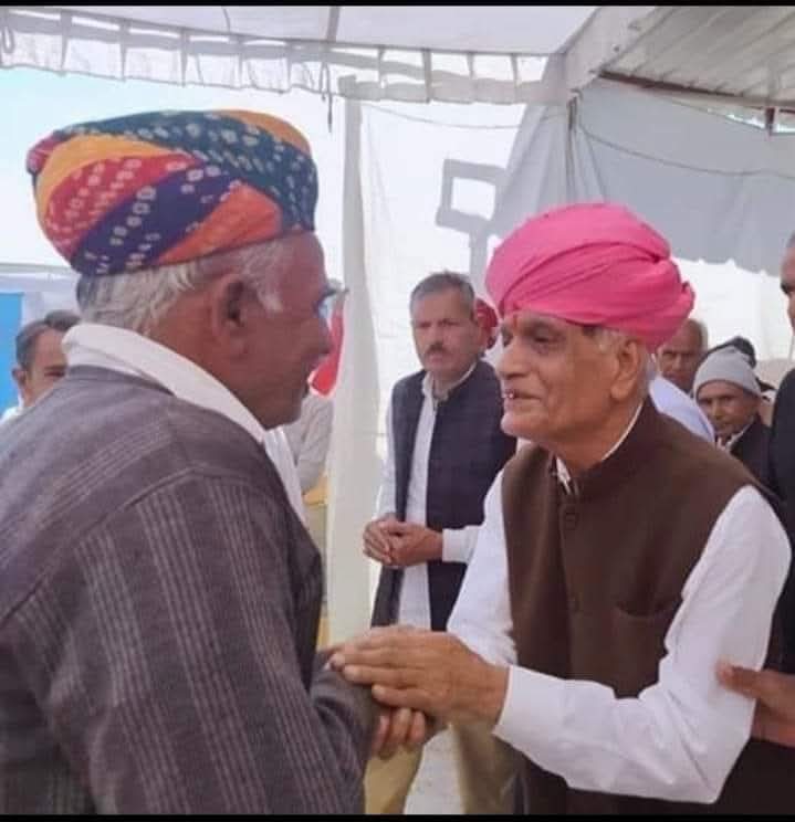 JakharPilot's tweet image. पूर्व कैबिनेट मंत्री वरिष्ठ किसान नेता स्व.श्री महिपाल मदेरणा साहब की पुण्यतिथि पर सादर नमन । 
@DivyaMaderna