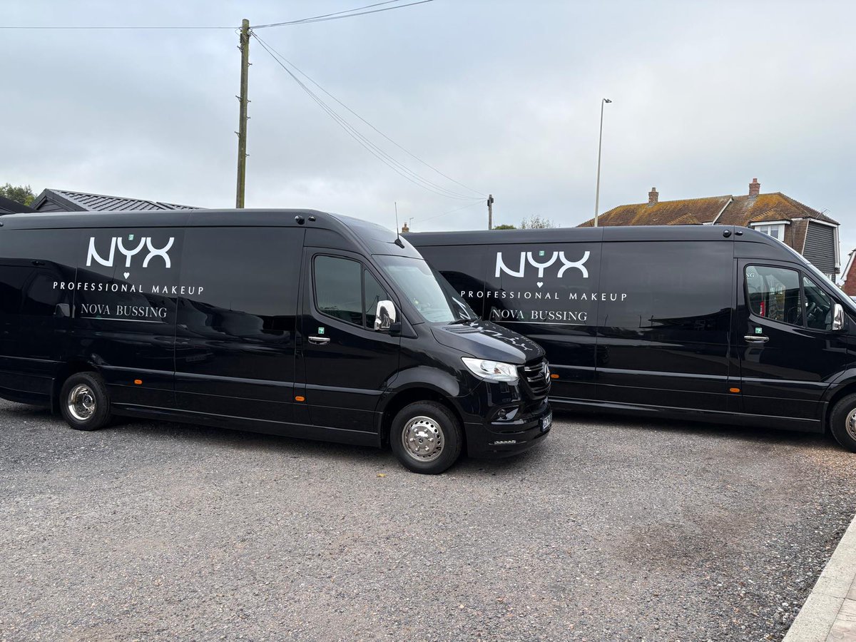 NovaBussing's tweet image. 4 of our luxury minibuses were branded for NYX PROFESSIONAL MAKEUP
Guests traveled in style to the event, thanks to our tailored fleet solutions.
📧 info@novabussing.com | 📞 0800 6444 118
#LuxuryTransport #VIPTransport #EventTransport #VehicleBranding #PromotionalTour