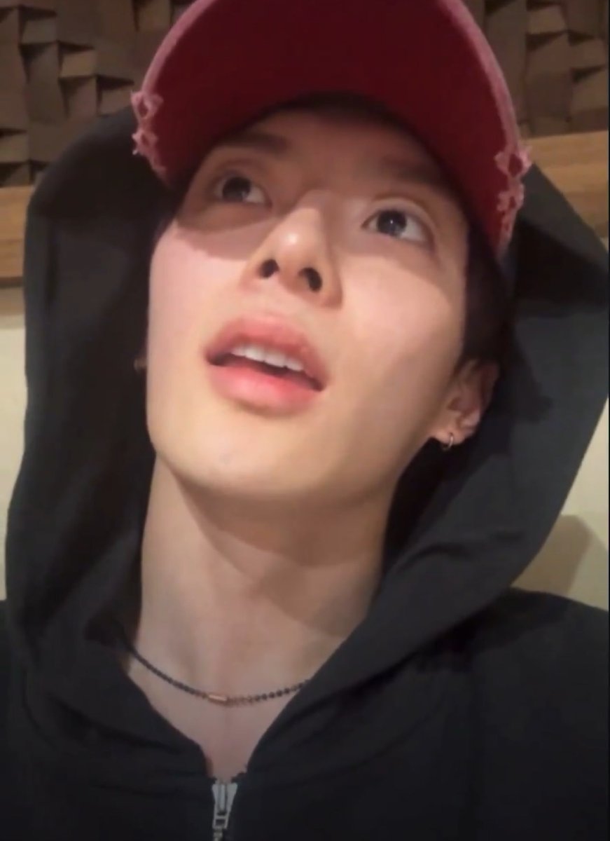 kkangminnie's tweet photo. 🐶: i really hate it when the people who love and support me end up feeling hurt and suffer because of me. 

it was never you. nothing is your fault :(( https://t.co/m9wgulAkeU