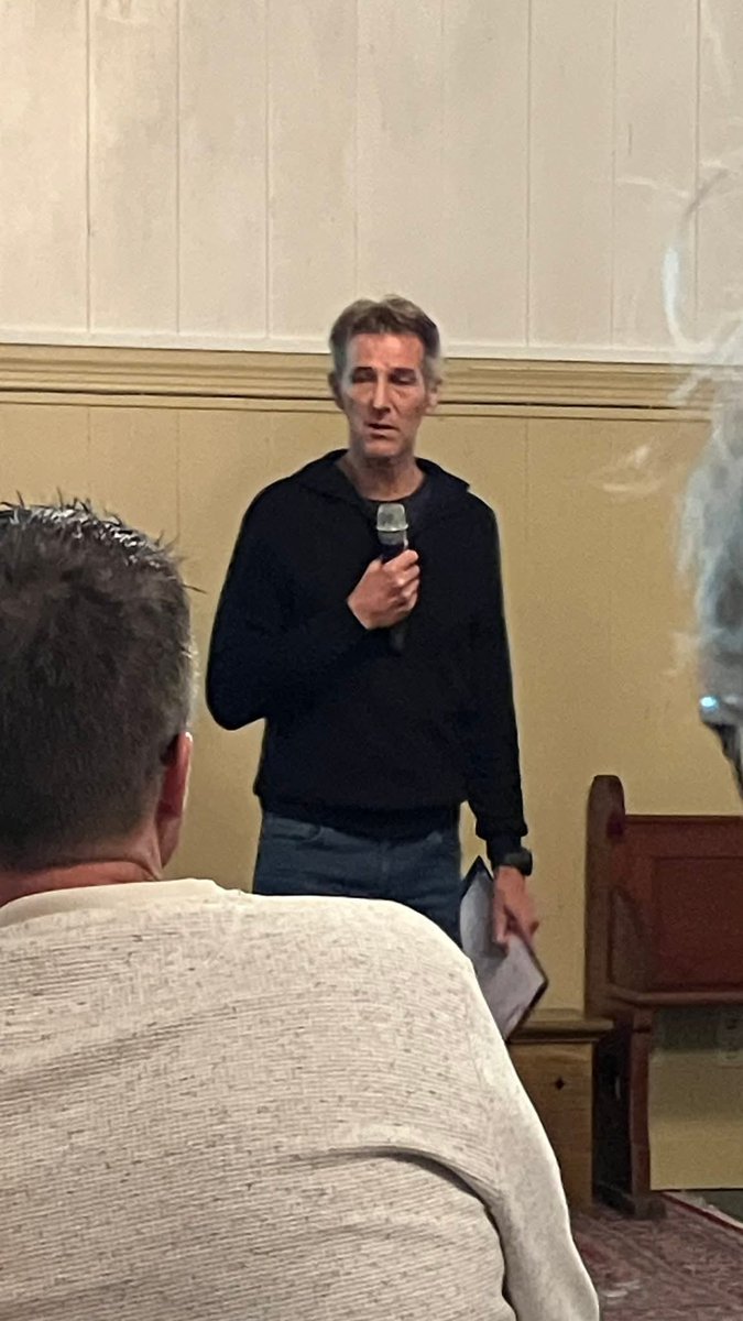 BBBNoordHolland's tweet photo. Fractie BBB was gisteravond aanwezig bij de informatie avond Oostewind. Met de inwoners luisteren naar de plannen van de stichting zelf. Wat gaat er gebeuren met RES gebied Elba
Namens de fractie waren Vincent Valk en Ingrid de Sain aanwezig.
#BBB #bbbeter https://t.co/ANfFkOlji1