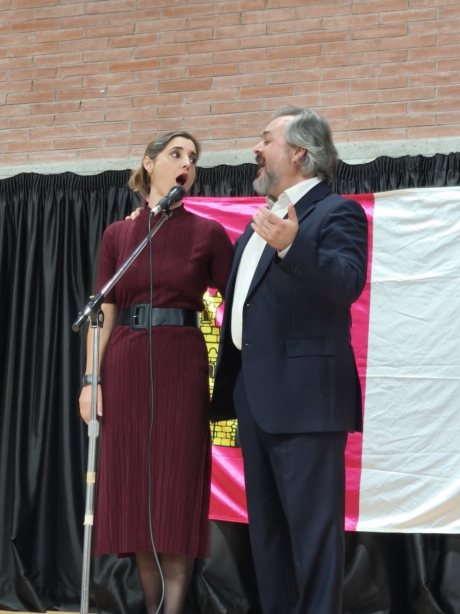 La asociación de Castilla la Mancha celebra 25 años y hoy lo hemos celebrado con un gran acto, en el cual el gran compañero y amigo <a href="/Alfve/">Alfredo Vega</a> ha protagonizado el pregón.

También hemos contado con la presencia del presidente de la Diputación de Albacete y con el diputado de Cultura