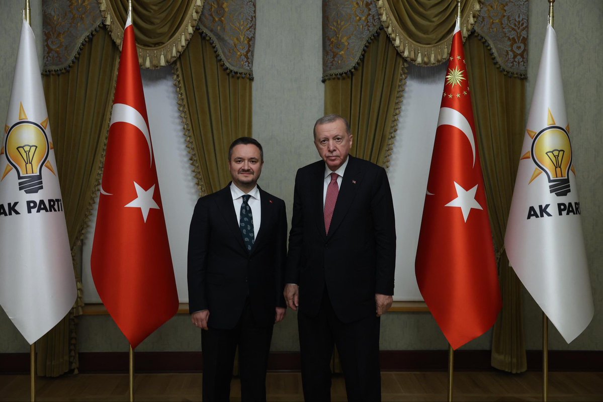 Yusuf İBİŞ (@avyusufibis) on Twitter photo AK GENÇLİK YETİŞTİRİR! 😎
Genel Başkanımız ve Cumhurbaşkanımız Sayın <a href="/RTErdogan/">Recep Tayyip Erdoğan</a>'ın tensipleriyle, önceki dönemlerde Genel Merkez Gençlik Kolları MYK üyeliğimizi yapmış kıymetli abilerimiz,
Muğla İl Başkanlığı’na atanan Sayın Cengizhan Güngör’ü
Ordu İl Başkanlığı’na atanan AK GENÇLİK YETİŞTİRİR! 😎
Genel Başkanımız ve Cumhurbaşkanımız Sayın <a href="/RTErdogan/">Recep Tayyip Erdoğan</a>'ın tensipleriyle, önceki dönemlerde Genel Merkez Gençlik Kolları MYK üyeliğimizi yapmış kıymetli abilerimiz,
Muğla İl Başkanlığı’na atanan Sayın Cengizhan Güngör’ü
Ordu İl Başkanlığı’na atanan