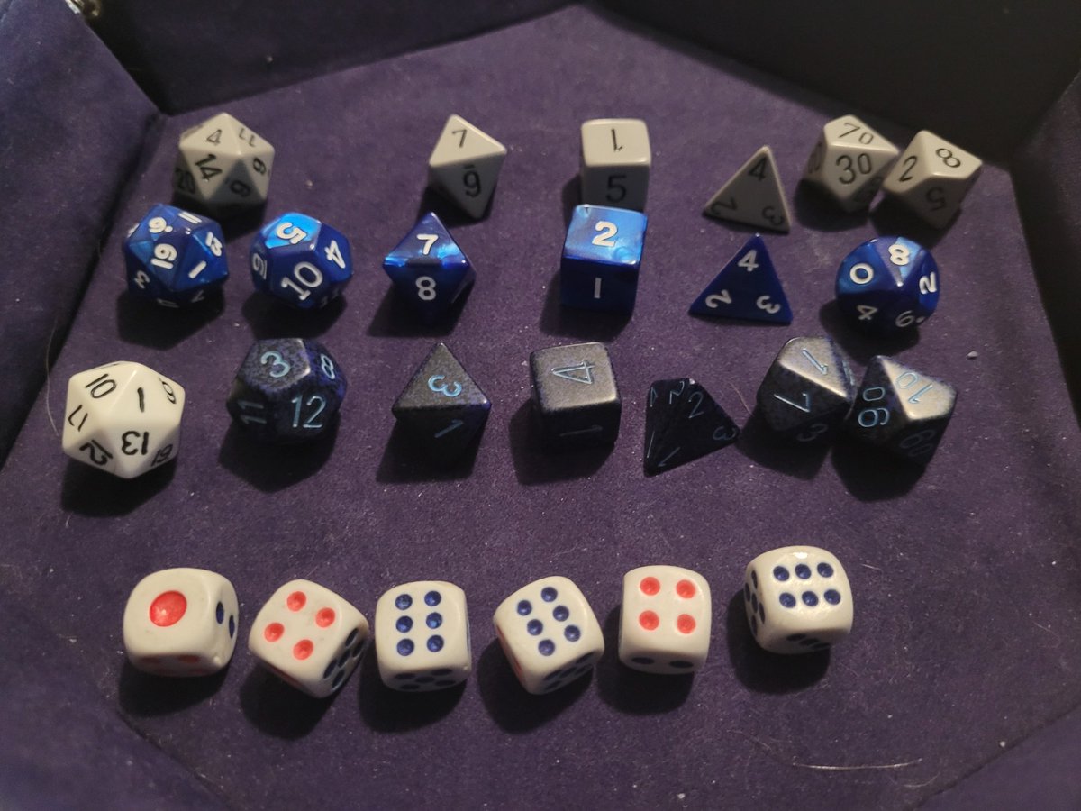 rune_wizard_'s tweet photo. @Blackmoor_Film Chessex and whatever these d6 are 😄. Lost some over the years. I no longer have a complete set. https://t.co/BfxqAIGKtm