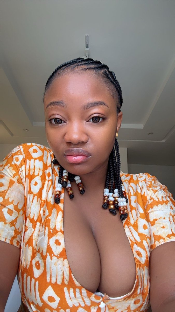Ulcer pain came for me mid selfie but I think it’s a cute picture .