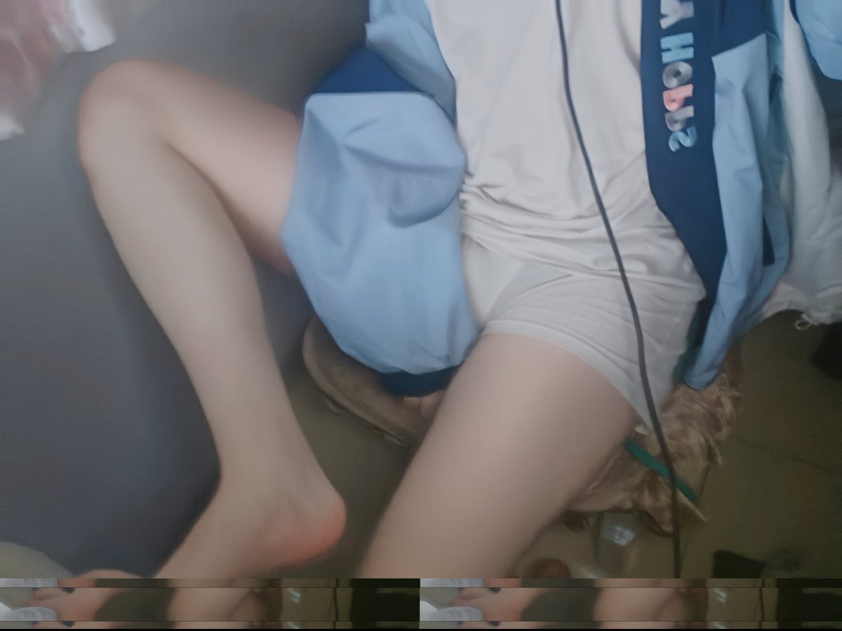 有没有一点少年气~
#少年 #正太 #反差 #brat统治世界