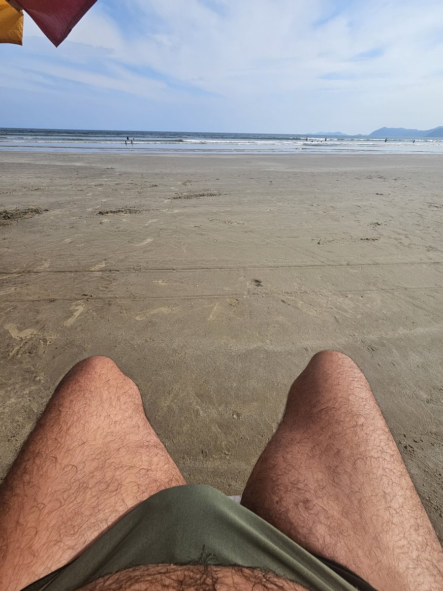 Tonyjunhor's tweet image. Nada como uma praia no fim das ferias!