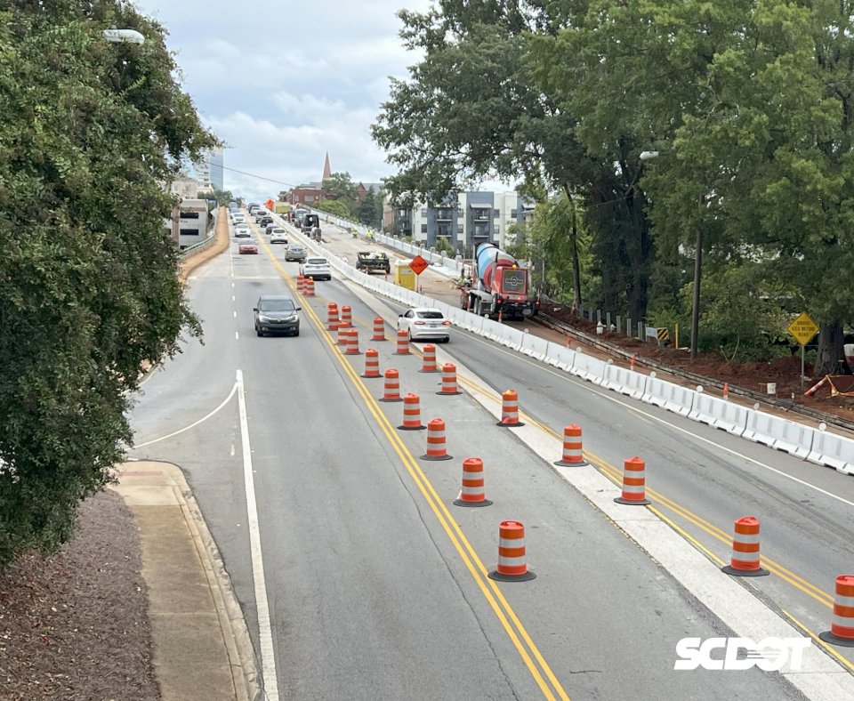 SCDOTPress's tweet image. SCDOT and its partners remain in stage two of the Church Street Bridge Rehabilitation Project in downtown Greenville.

Recently, crews have focused on building out the pedestrian enhancements on the east side of the bridge and elevating the bridge to upgrade its bearings.