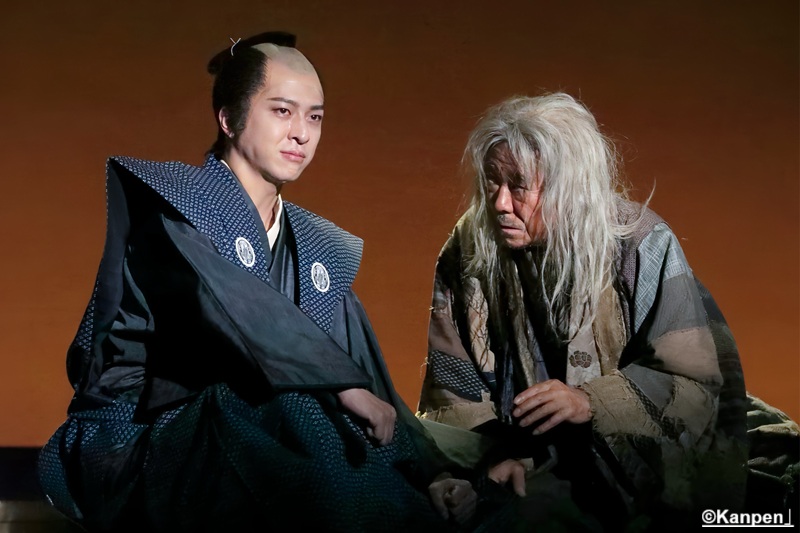 _Kanpen's tweet image. 【舞台『新 画狂人北斎』-2025-】
10月17～22日 紀伊國屋ホールを皮切りに全国で上演！
17日の初日前、ゲネプロが公開された
囲み取材には 
#西岡德馬
#雛形あきこ
#寺西拓人 （#timelesz)
#廣瀬智紀
演出の #宮本亞門 が登壇
★詳細後ほど