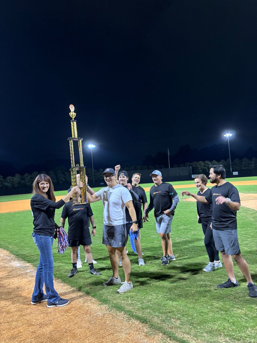 OneDataScan's tweet image. What a great finish to our Kickball Tournament with Honda Finance! Thanks to all participants! 🎉