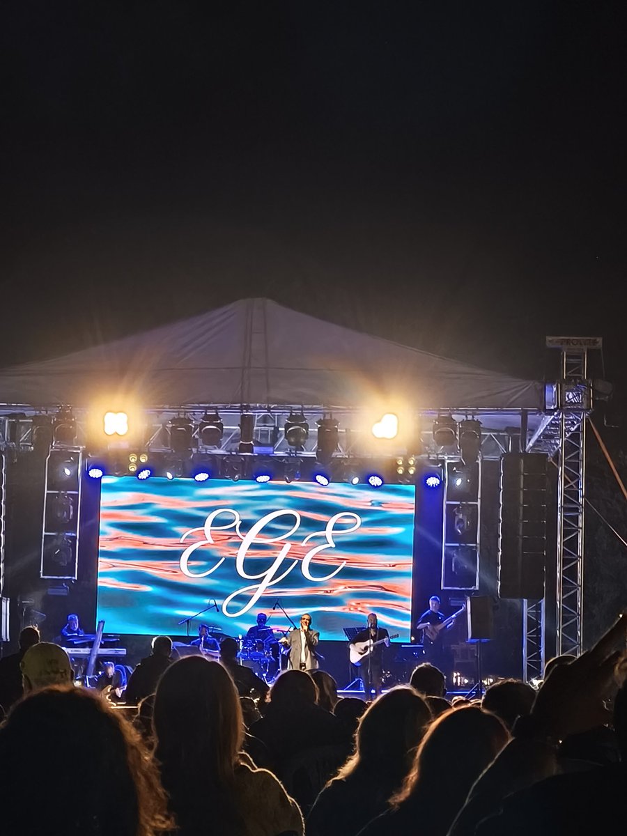 4justicetrk35's tweet image. #Modd 🎸🎙️🎻