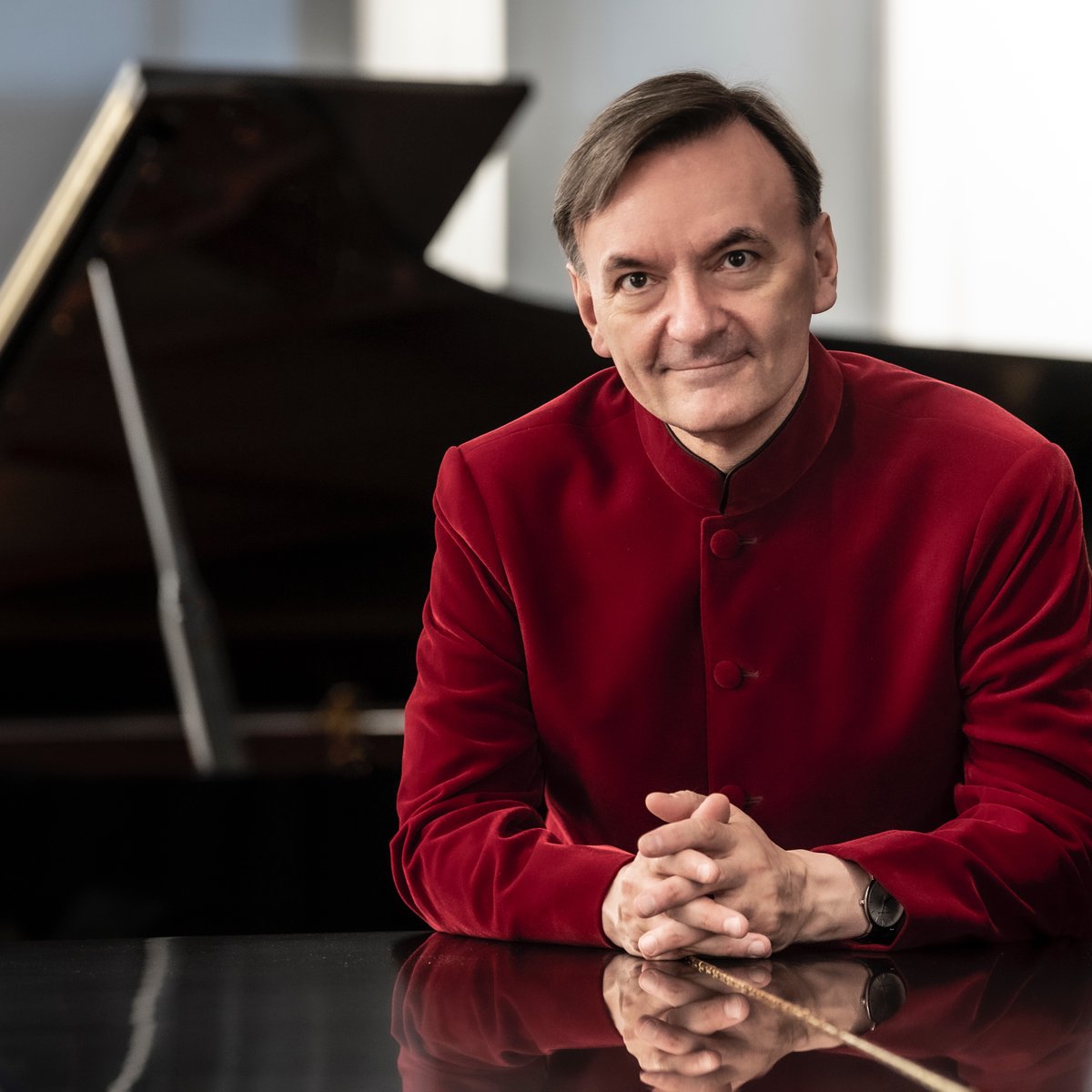 westernuMusic's tweet photo. We can't wait to welcome our community for this year's Parsons and Poole Concert and Masterclass feat. Sir Stephen Hough @houghhough! 
Saturday's concert is SOLD OUT, but Sunday's masterclass (Oct. 19) is free &amp; open to the public – an amazing opportunity! https://t.co/TYhQfFh9tj https://t.co/LvenUPd2ZO