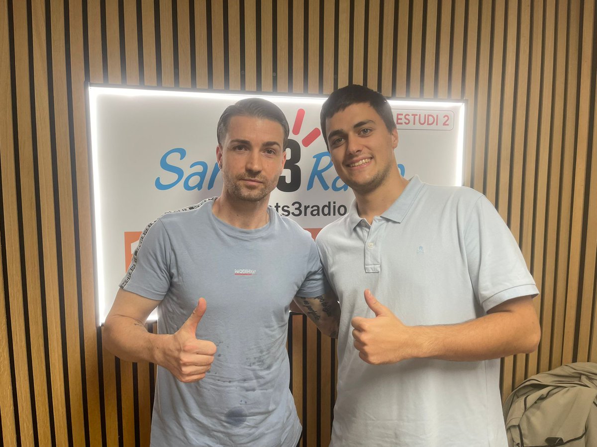 Força Sants (@fsantsfm) on Twitter photo 🚨⚪️🟢🚨
🆕 Ja disponible Força Sants 🆕
▪️Resultats de la base
▪️Tertúlia amb <a href="/TerryWolles/">Daniel Chueca Miras</a> i <a href="/nil_piera/">Nil Piera</a>
▪️Entrevista amb el reforç <a href="/MuelaDani/">Dani Muela</a>
🎙️Presenta @orioldomenech_
🟧 Ivoox: shorturl.at/2A9zW
🟩 Spotify: shorturl.at/yUikg 🚨⚪️🟢🚨
🆕 Ja disponible Força Sants 🆕
▪️Resultats de la base
▪️Tertúlia amb <a href="/TerryWolles/">Daniel Chueca Miras</a> i <a href="/nil_piera/">Nil Piera</a>
▪️Entrevista amb el reforç <a href="/MuelaDani/">Dani Muela</a>
🎙️Presenta @orioldomenech_
🟧 Ivoox: shorturl.at/2A9zW
🟩 Spotify: shorturl.at/yUikg