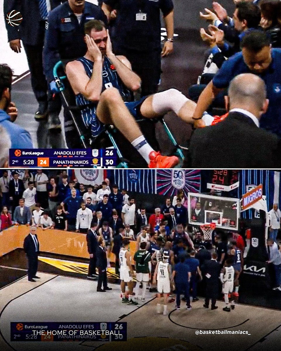 bballmaniacs_'s tweet image. This doesn’t look good at all… 😔
Giorgos Papagiannis left the court assisted and in tears.
Get well soon, Giorgos ❤️🙏🏼
#efes #paobc #basketball #papagiannis #euroleague #panathinaikos #olympiacosbc