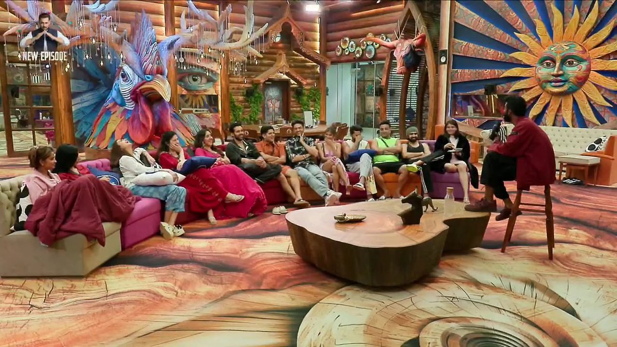 The #PranitMore show is turning out to be my favourite sequence, he is such a talented comedian 🔥🤌

#BiggBoss19 #bb19
