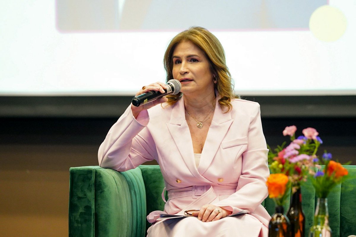 fedomurd's tweet photo. 💬 Acompañado por:
🔹 Circe Almánzar (@circealmanzar), CEO de CA Public Affairs y portavoz de Adopron
🔹 Rafael Cruz, director de @Proindustria
Con la moderación🎙️de Giancarlo Vega, regidor del DN y experto en Smart Cities.
#CiudadesInteligentes
#CiudadesInteligentes #Agenda2030 https://t.co/soWOVBaoyK