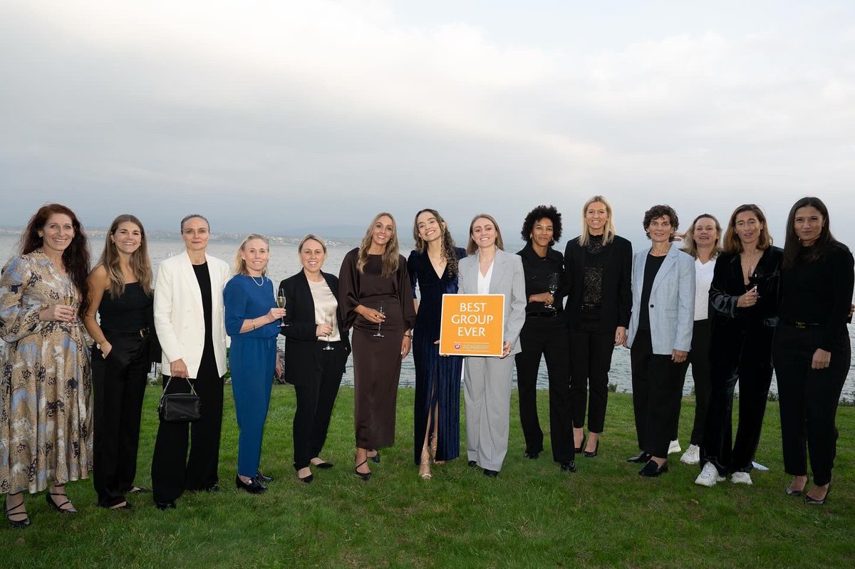 JanniArnth's tweet photo. 🎓 UEFA Executive Master for International Players – MIP V Graduate

I’m absolutely delighted to have completed this incredible two-year journey. 

Grateful to @UEFA, my teammates, mentors, teachers, and everyone who has contributed.

Thank you all, and see you out there ⚽🌍✨ https://t.co/sciDrGQu3R