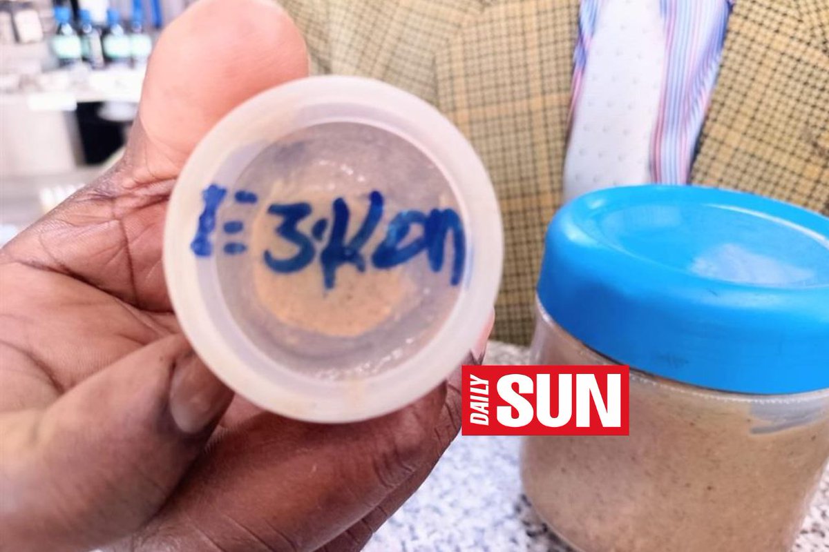 dailysunsa's tweet image. 😅 Ladies and gentlemen, Dr Joas' "eskom" is supposed to turn things on when the power's out...in the bedroom! 😉🌿 Head to dailysun.co.za for the full story
#TraditionalHealer #herbalist #Eskom