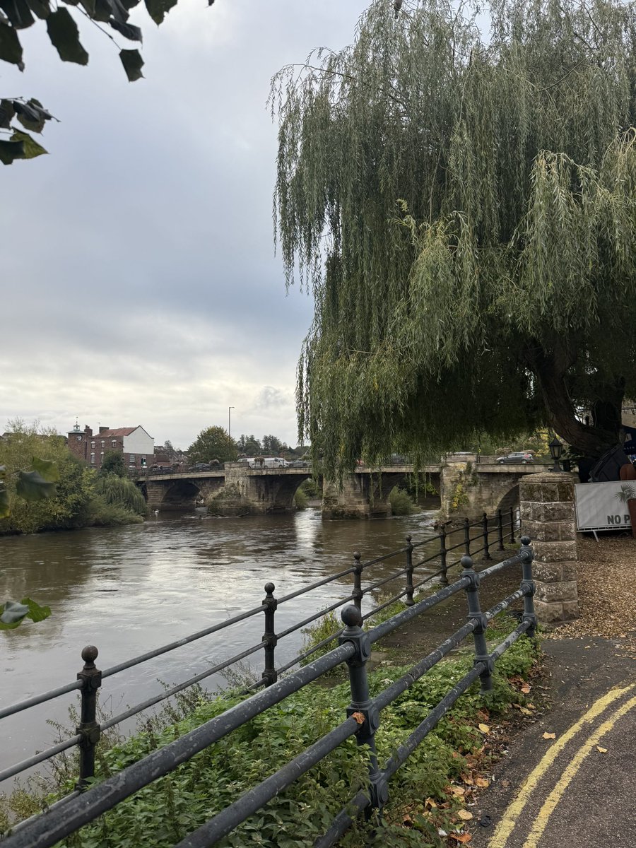 Day 17 of my October challenge 3km run per day for <a href="/WWFCProstateUtd/">WWFC Prostate United</a> <a href="/ProstateUK/">Prostate Cancer UK</a>. Lots of Wolves staff taken on the 3/5/10km per day challenge for a great cause - to sponsor  prostateunited.prostatecanceruk.org/fundraising/cl…  It’s been a mini tour of Shropshire for me the last few days chasing the kids! 🐺
