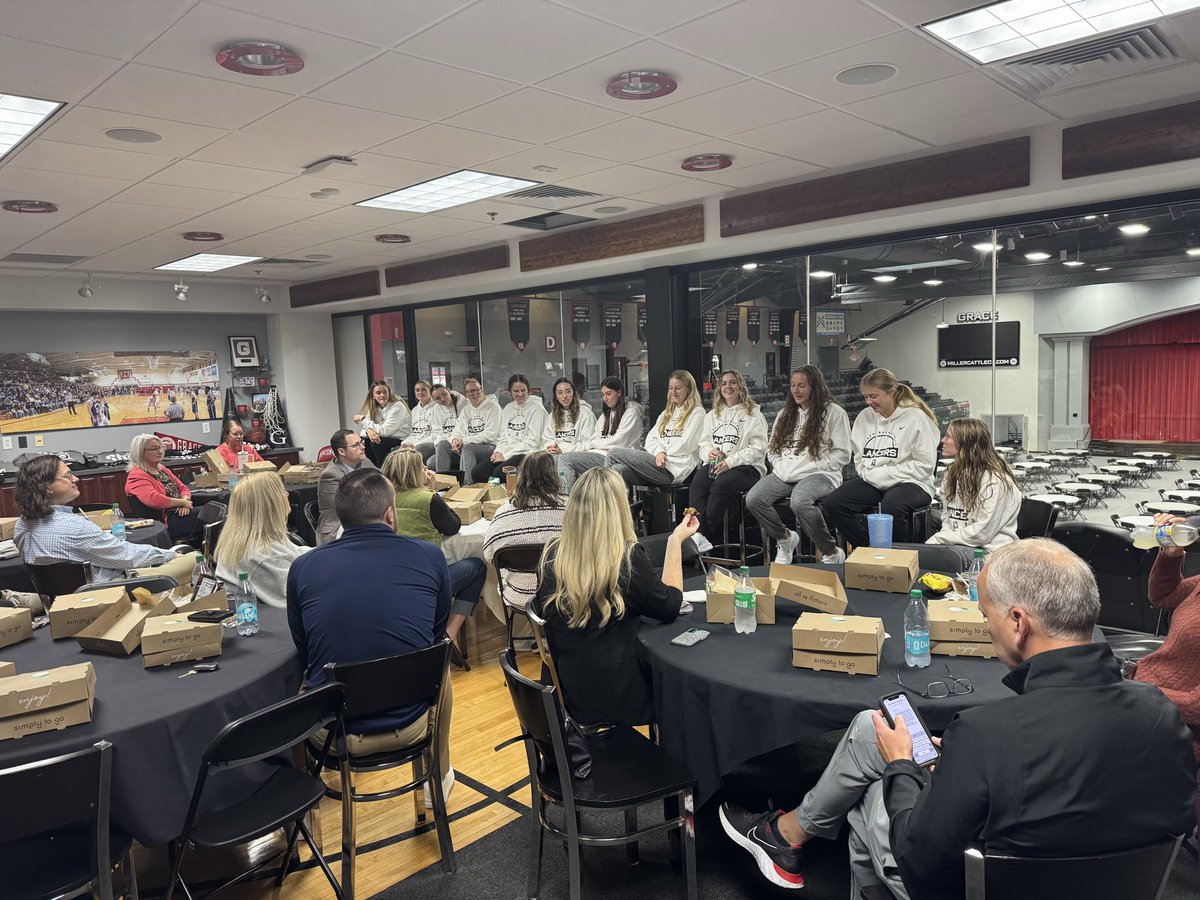 Yesterday we hosted our annual Big Dawg Luncheon. This is a luncheon that we put on every year for the “Big Dawgs” on our campus. 

A huge thanks to all who attended and thanks for the support you show our team! 

#JoyCompeteProcess
