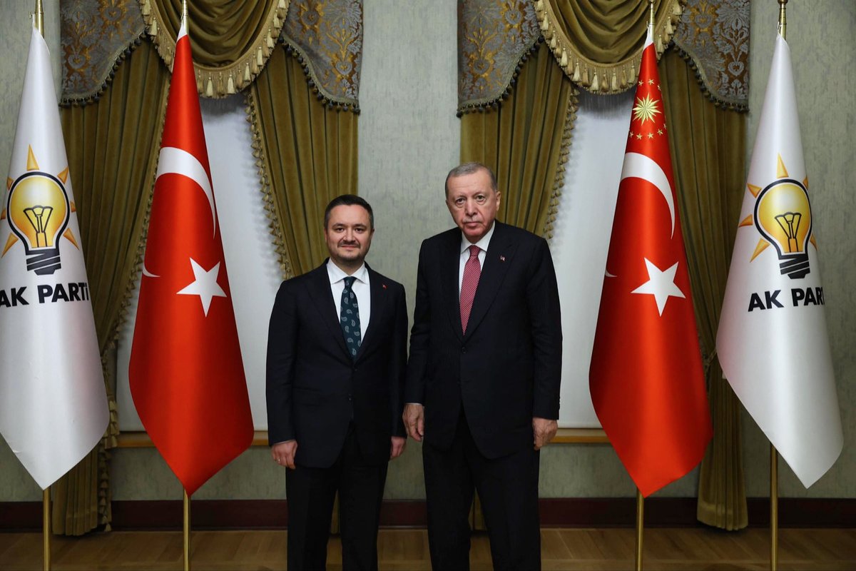 Cumhurbaşkanımız, AK Parti Genel Başkanımız Sayın <a href="/RTErdogan/">Recep Tayyip Erdoğan</a>’ın olurları ve tensipleriyle AK Parti Ordu İl Başkanlığı görevi şahsıma tevdi edilmiştir. Bu önemli görevi bana layık gören Sayın Cumhurbaşkanımıza en içten şükranlarımı sunuyorum.

Milletimize hizmet yolunda,