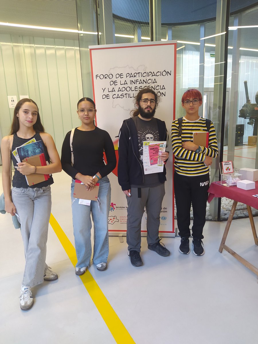Estuvimos en la Feria Participa organizada por <a href="/POI_CyL/">Plataforma de Organizaciones de Infancia (POI) CyL</a> 💬 Reflexionamos sobre salud mental, interculturalidad, desigualdad social, igualdad de género y participación infantil en las escuelas. ¡La pasamos genial! 💫 <a href="/familiajcyl/">Familia Castilla y León</a>