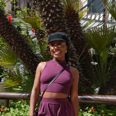 sharjames_'s tweet photo. #NewProfilePic https://t.co/tfe6ej6Kig