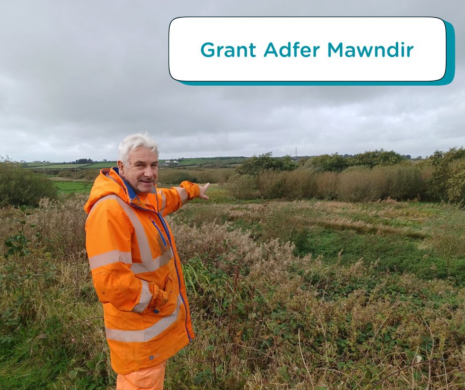 Perchen mawndir?
Bacha’r cyfle am grant £10K-£250K i’w adfer!
Elwa drwy leihau risg llifogydd &amp; ymlediad tannau, gyfle pori, gadw’r carbon yn y tir a lleihau allyriadau nwyon tŷ gwydr, a hybu natur unigryw'r gors
bit.ly/42GFL0E
<a href="/NewidHinsawdd/">Llywodraeth Cymru Newid Hinsawdd</a> 
<a href="/NatResWales/">Cyfoeth Naturiol Cymru | Natural Resources Wales</a> 
<a href="/cyngormon/">Cyngor Sir Ynys Môn</a>
