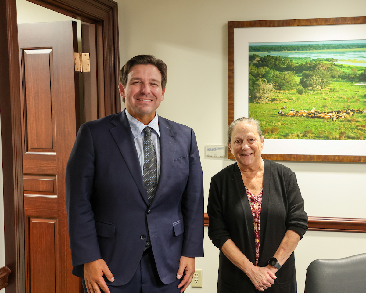 Thank you <a href="/GovRonDeSantis/">Ron DeSantis</a> for joining us to honor and celebrate members of our Senate Staff who are veterans of the U.S. Military! 🇺🇸🍊 <a href="/jasonbrodeur/">Jason Brodeur</a> <a href="/FLSenate/">Florida Senate</a>