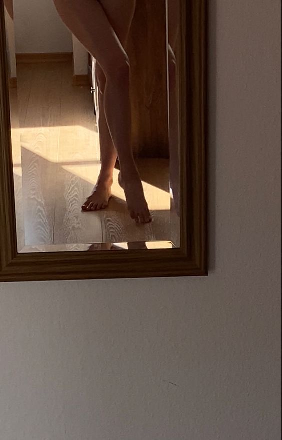 Eva Slutowska (@allyourseva) on Twitter photo Happy Friday, my naughty ones 😈
What are your plans tonight… or should I make them for you? 💋 Happy Friday, my naughty ones 😈
What are your plans tonight… or should I make them for you? 💋