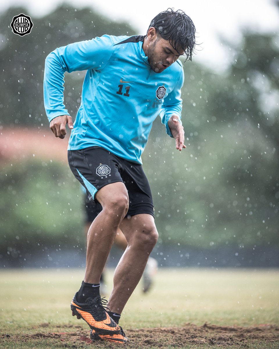 Club Olimpia tweet media