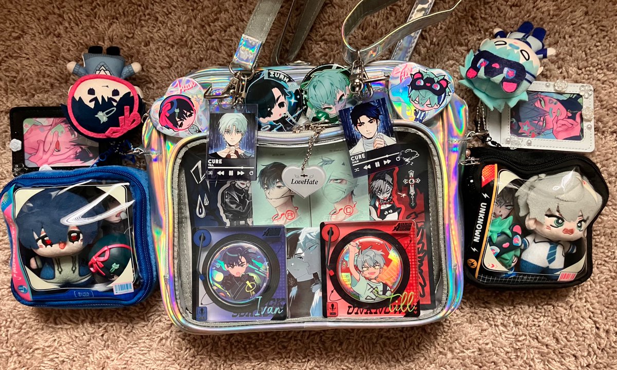 chewchew_MUMU's tweet image. ivantill ita bag I plan on bringing to a alnst fan event tomorrow 😛😛😛