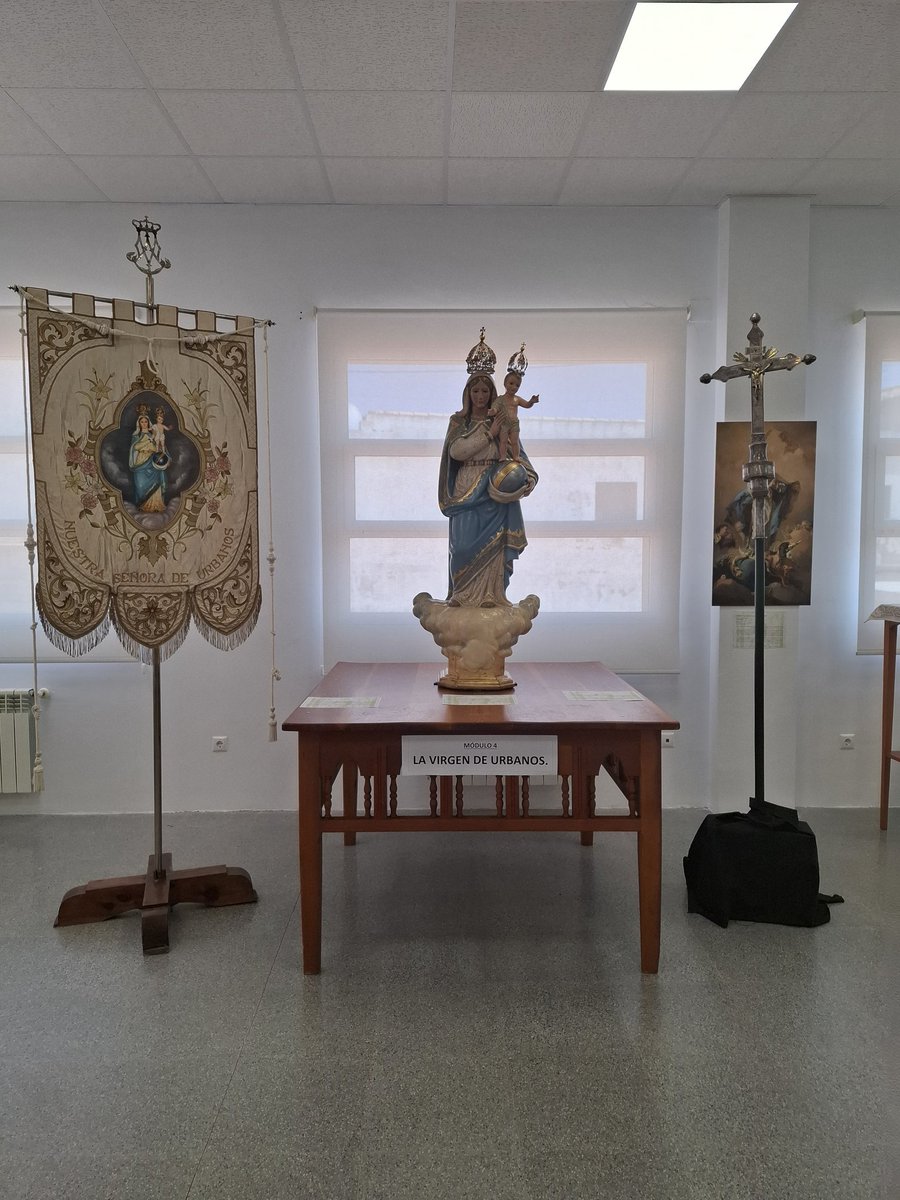 Ya tenemos todo listo para mañana. VII JORNADAS DE CULTURA Y RELIGIÓN de Torrejoncillo del Rey (Cuenca), con la Exposión "De este pueblo sois patrona". Casa de Cultura, a partir de las 11h.