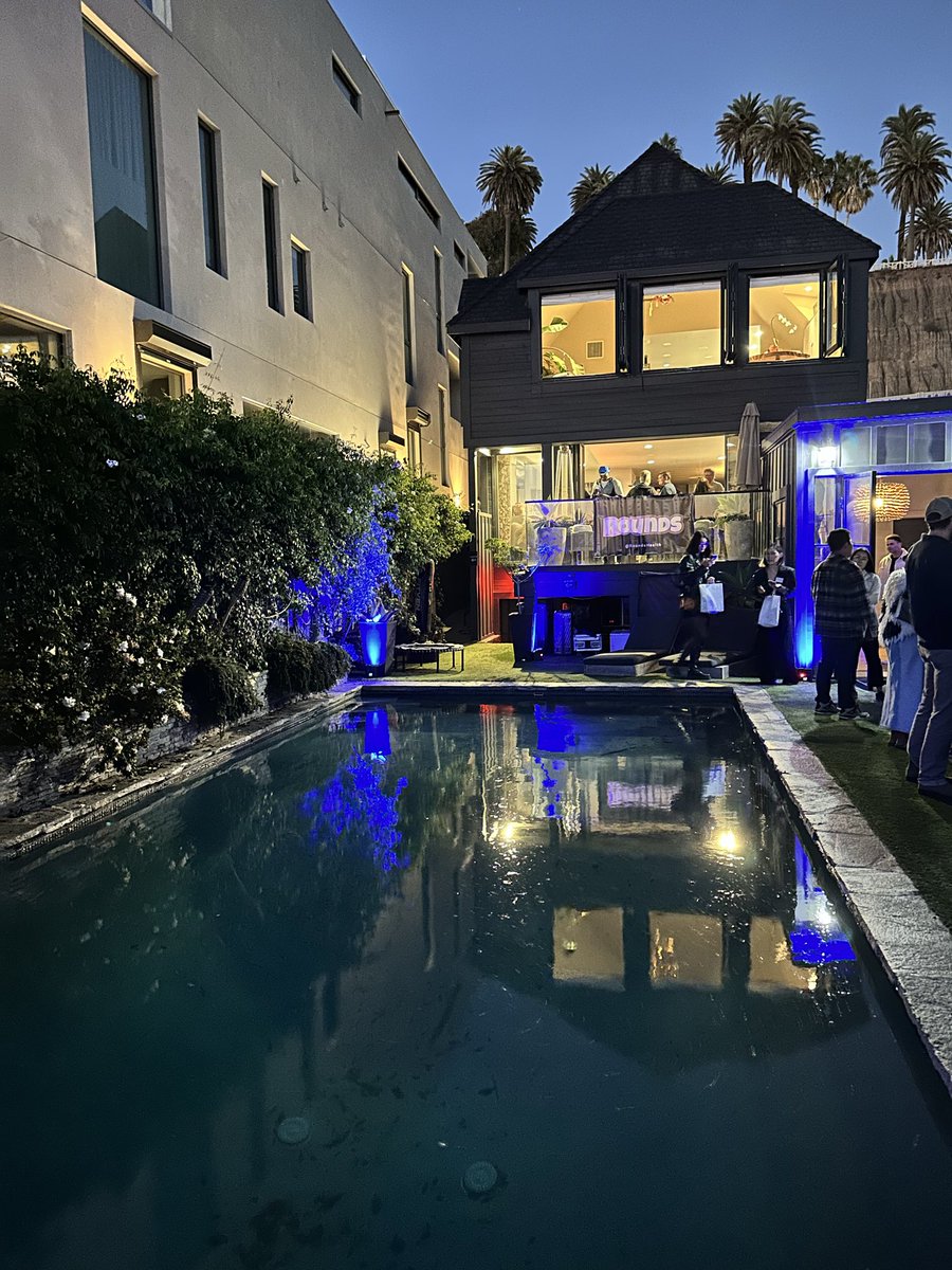 mattft's tweet image. LA @Techweek_ so far.

Great events all around across sectors:
- Construction / PropTech
- Healthcare 
-D2C / Fashion
- Media &amp;amp; Entertainment 

Big props to @a16z and @KatiaAmeri for another incredible week with high-quality people.