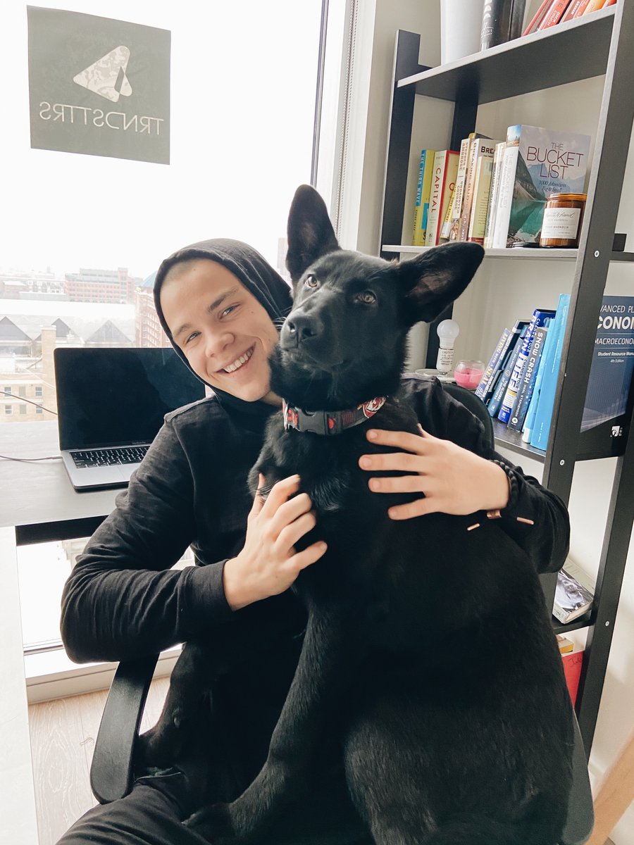 This Week In Building Return on Creators 🧱 👇 

(Full Transparency Here)

• Met with ~46 consumer brands between agency clients, RoC users, and prospects. 

• Switched CRMs from Attio to HubSpot. I love new tech tools, but need the tried and true ahead of arming up a sales +