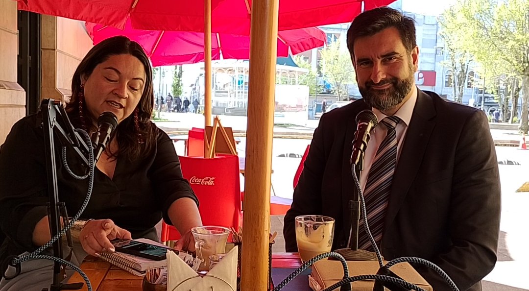 "Politicamente incorrecto" La periodista Barbara Aguero entrevista al abogado Jorge de la Maza youtube.com/watch?v=6wiRVM…       #Valdiviacl