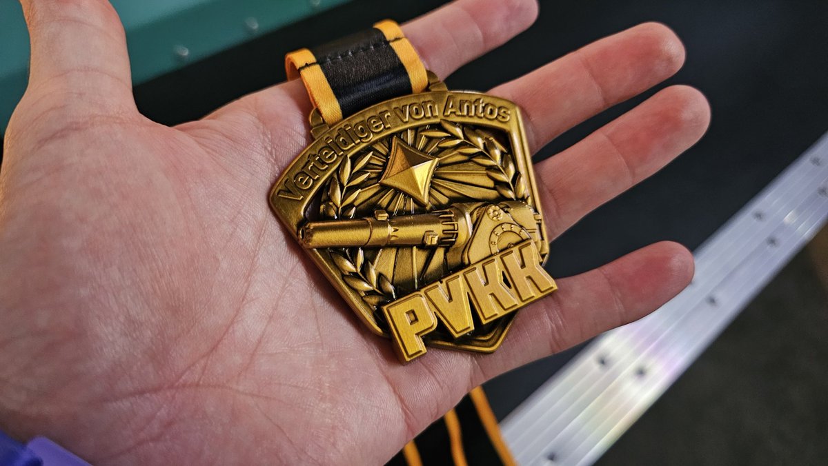 8 Shots
8 Kills

Playing this game on a rig like this was awesome as hell. I can't wait for #PVKK to launch. <a href="/PVKKGame/">Planetenverteidigungskanonenkommandant</a>