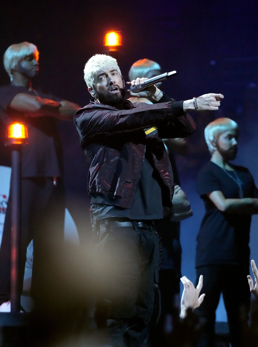 MTV's tweet photo. Hope @Eminem had an AMAZING birthday 🎂 https://t.co/tcvnoP2YgY