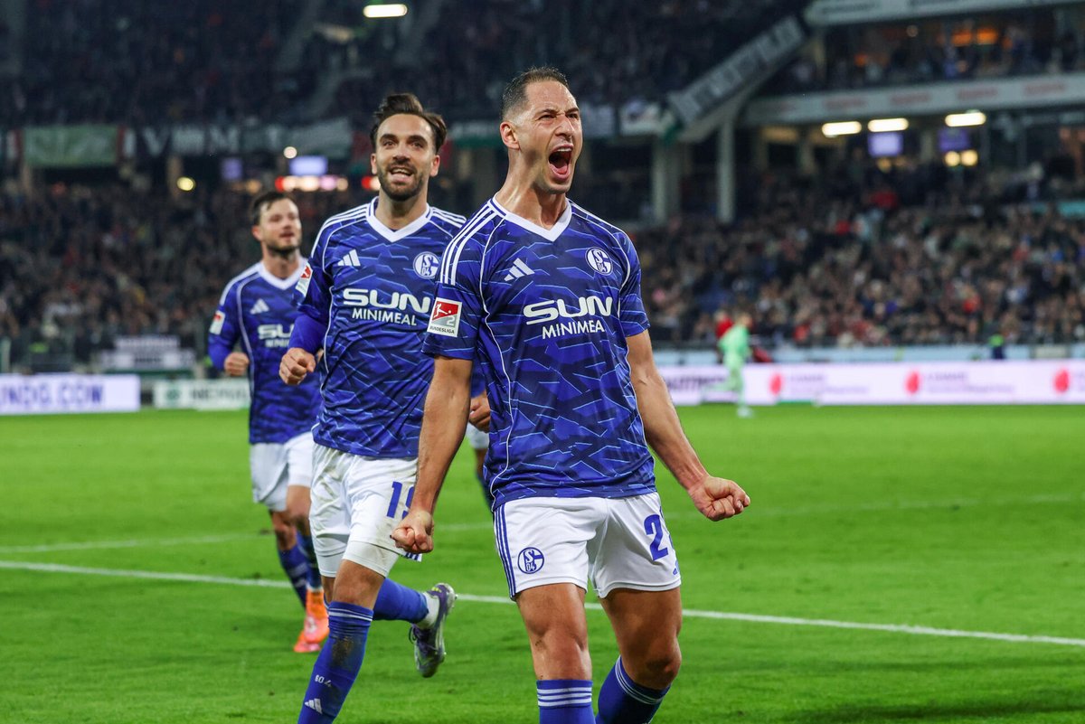 s04's tweet image. GEIL, JUNGS! 😮‍💨

#S04 | #H96S04