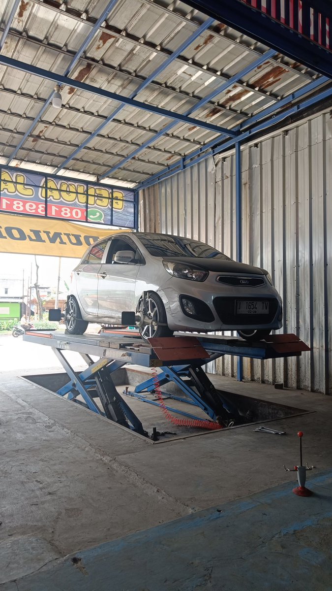 d34d__m4n's tweet photo. @MasMasBiassaa @kelixmann @didepancangkir @wizcayn dijual juga ini yg minat..
buka 85 https://t.co/WrfjHba25m