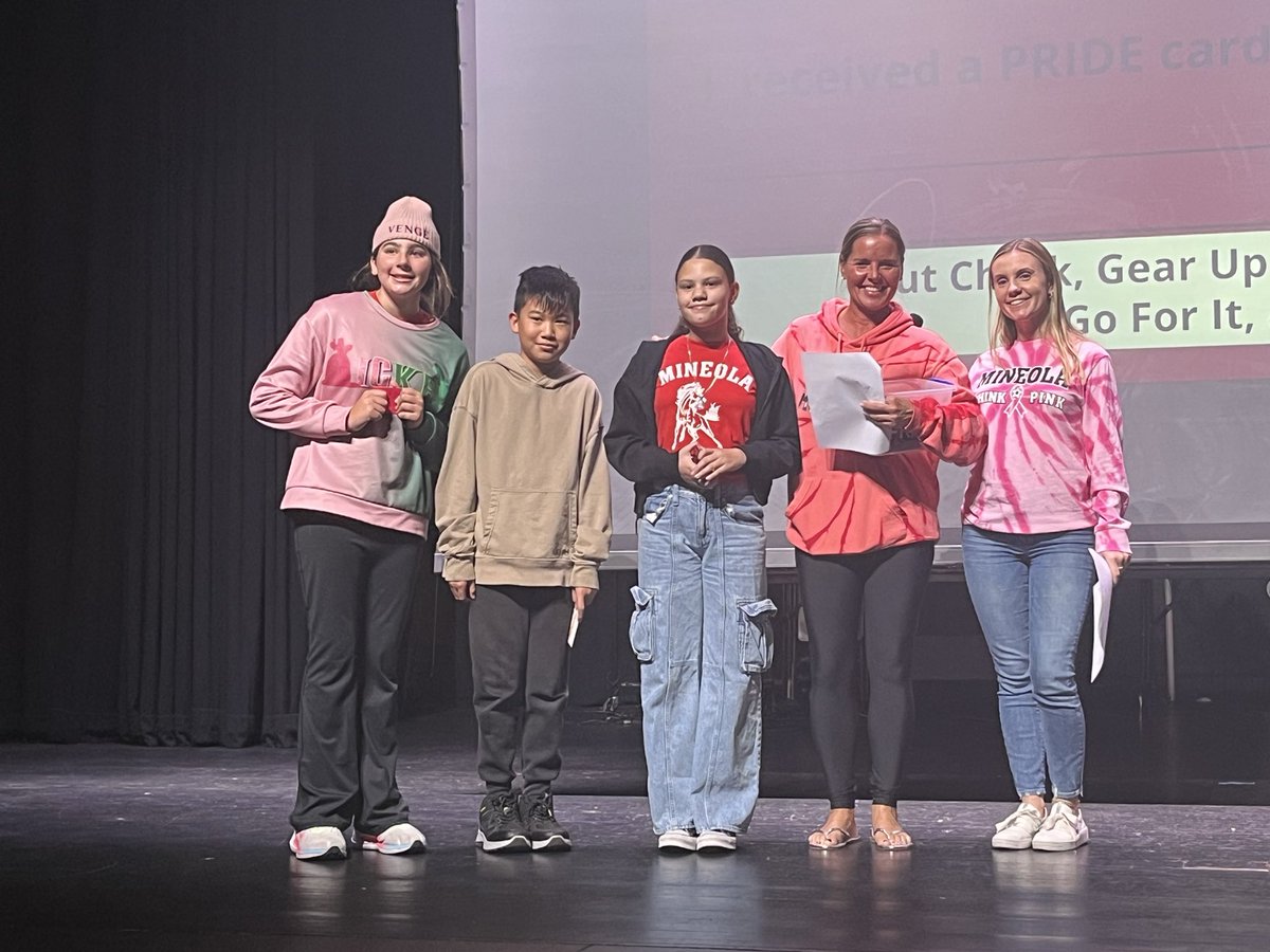 Mineola UFSD tweet media