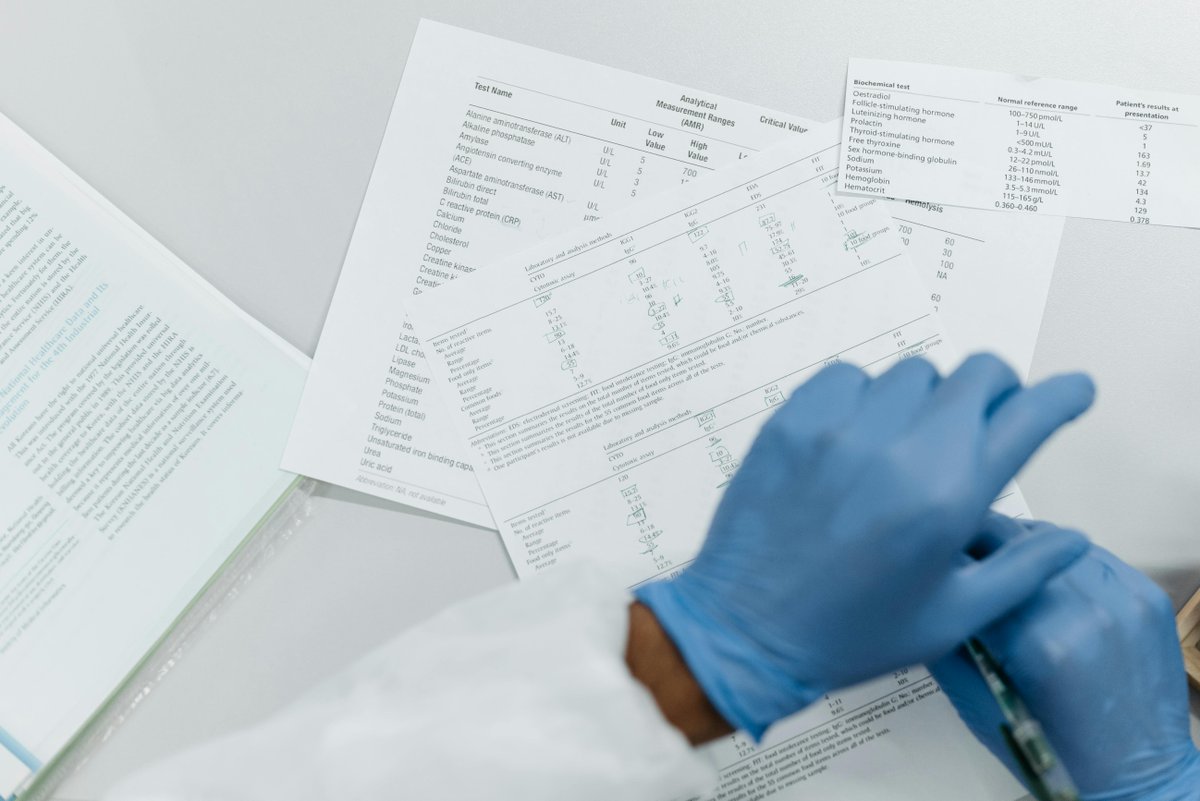 Intestinal_Cell's tweet image. 📖 This review examines the design, fabrication, and application of biomimetic nanocarriers specifically for colorectal cancer.
It further explores the application of these nanocarriers in chemotherapy, #immunotherapy, gene therapy, and more!
🔗 bit.ly/4qkhtUk
