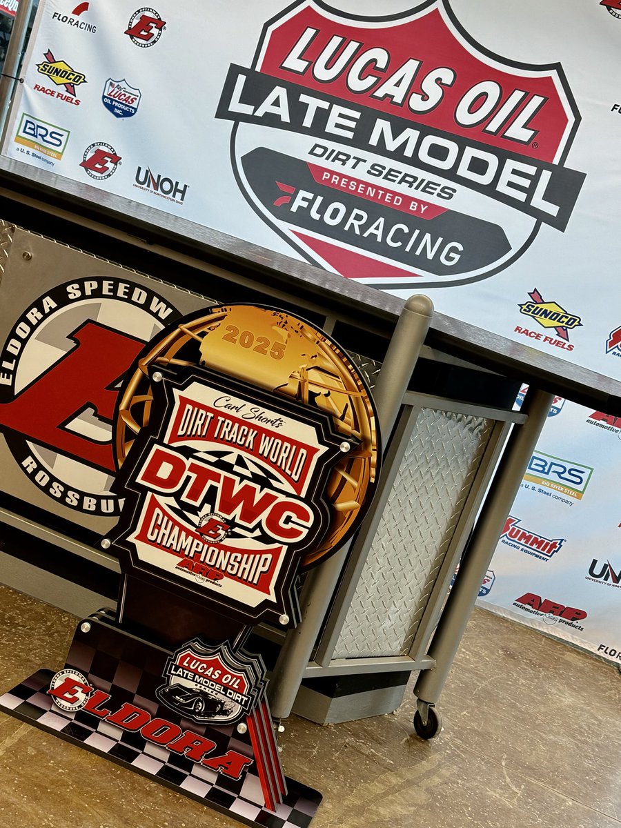 Tonight we kick off the final weekend of the <a href="/lucasdirt/">#𝗟𝘂𝗰𝗮𝘀𝗗𝗶𝗿𝘁 🏁</a> season at <a href="/EldoraSpeedway/">ELDORA SPEEDWAY</a> with the 45th annual <a href="/DTWCatEldora/">DTWC</a>. #LetsGo