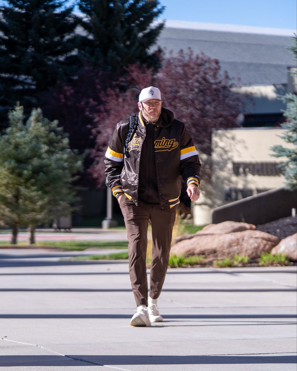 wyo_mbb's tweet image. 1️⃣st road trip of the season 🚌