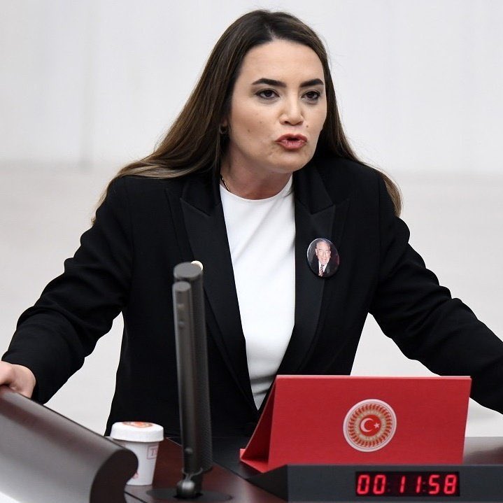 HaberMOD's tweet image. #SONDAKİKA | İYİ Parti’den TBMM Başkanı’na istifa çağrısı!

🚨İYİ Parti Genel Başkan Yardımcısı Ayyüce Türkeş:

“TBMM Başkanı olarak yaptığınız Anayasanin 3. maddesi ile TBMM iç tüzüğünün 96. madedesini açıkça çiğnemektir!

Amacınız her fırsatta dile getirdiğiniz anayasanın ilk 4…