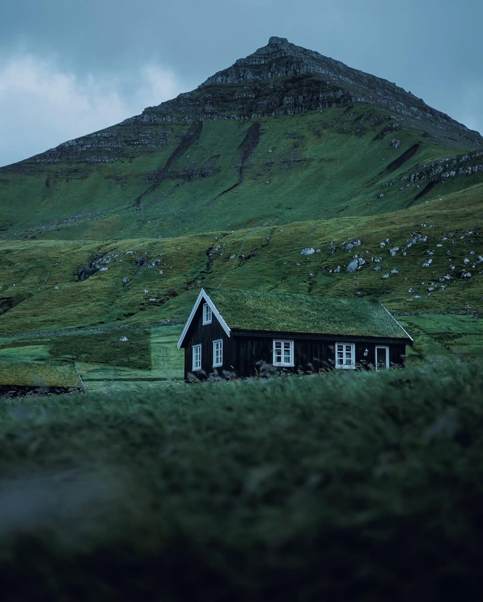 visualsofearth1's tweet photo. Faroe Islands https://t.co/rXWwnzZTPU