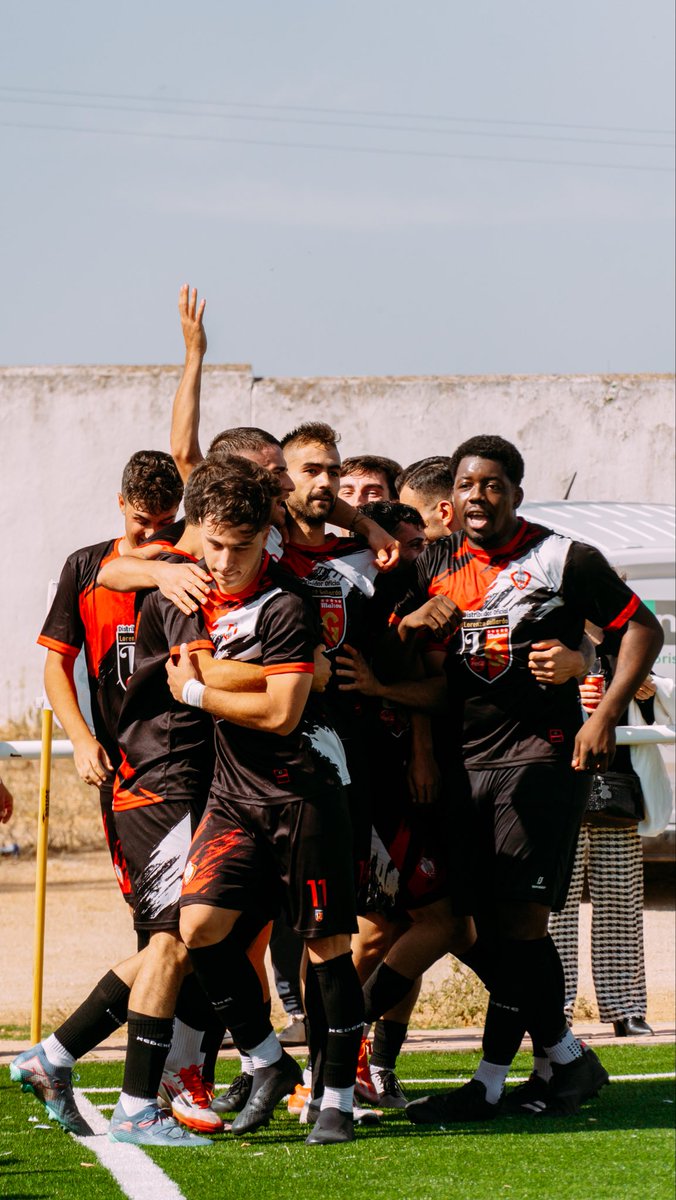 Este equipo lo dará todo en el verde. Juntos, lucharemos hasta el último minuto y no les vamos a fallar. 

El domingo jugamos en casa ⚔️

¡Gracias por estar con nosotros afición!

#vamoscampa🔴🔴